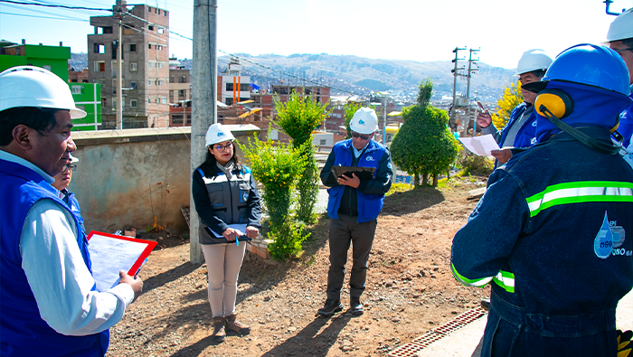 Comité de seguridad y salud en el trabajo desarrollan inspección en el reservorio R 2500