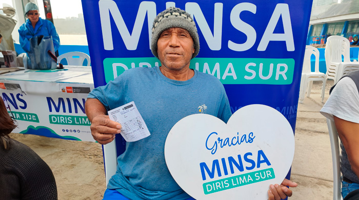 Diris Lima Sur realiza campaña de salud integral "Te quiero sano, papá" en el muelle de pescadores de la playa Agua Dulce