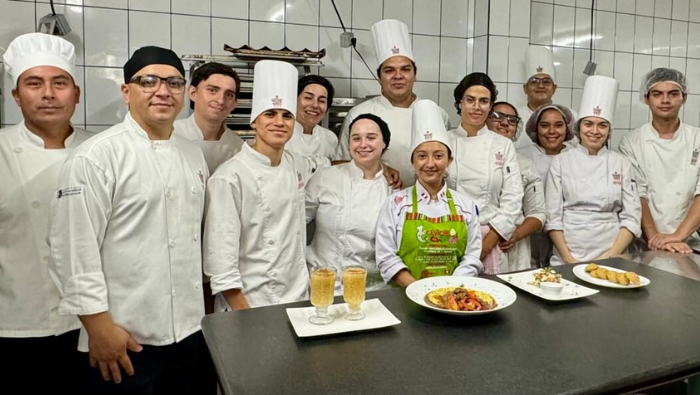 Embajada del Perú en Costa Rica promociona gastronomía nacional con clase magistral de cocina