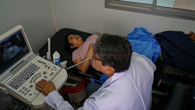 FOTO 2 Más de 10 mil personas se beneficiarán con llegada del Minsa móvil a San Juan de Lurigancho