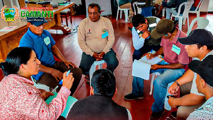 Camanti Avanza con la Capacitación de Apicultores
