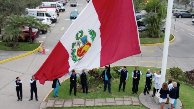 INEN realizó Izamiento del Pabellón Nacional por el Día de la Bandera Peruana