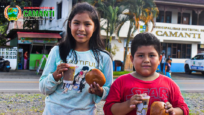 Camanti Celebra la Navidad con Calidez y Comunidad