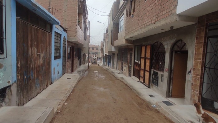 Después de 30 años de espera, un anhelado sueño está por convertirse en realidad. Gracias a las gestiones de nuestro alcalde, Jhovinson Vasquez con el Gobierno Regional del Callao, se iniciaron los trabajos de construcción de las pistas y veredas de la Margen Derecha.
Este proyecto marca el inicio de un futuro prometedor y de suma importancia para la población del sector. ¡Ventanilla sigue creciendo con su gente, y de la mano con sus autoridades!