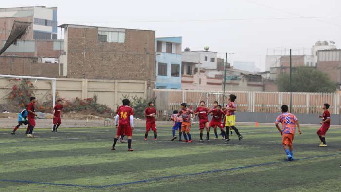 • Equipo sub 17 disputó vibrante partido de fútbol.