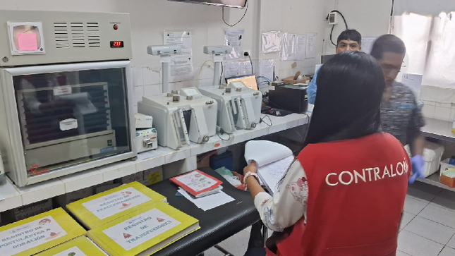 Madre de Dios.- La Contraloría General alertó que el hospital Santa Rosa de Puerto Maldonado que desde el 29 de diciembre del 2023 tiene la categoría II-1, no cuenta con recursos humanos necesarios, suficientes e idóneos para la prestación de la salud; situación que pone en riesgo la calidad y continuidad de atención.