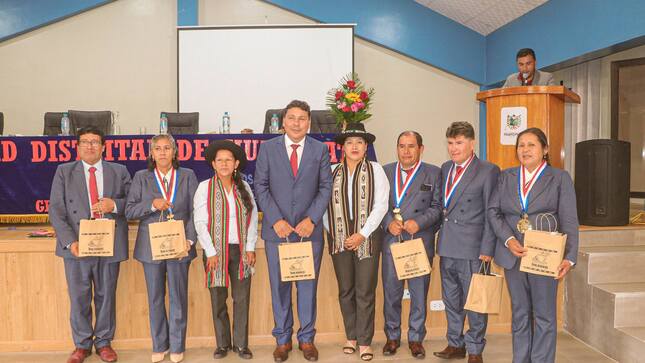 SU SALUDO INSTITUCIONAL AL DISTRITO DE HUAYOPATA POR SUS 167 ANIVERSARIO