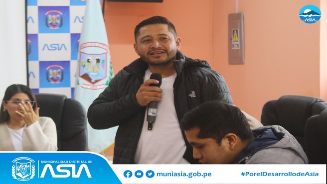 El distrito de Asia se prepara para celebrar su 60º aniversario de creación política, y precisamente en sesión extraordinaria se aprobó por unanimidad la conformación de la Comisión de Fiesta 2024, integrado por los siguientes funcionarios:
Presidente: Ing. Sthefani Aburto Zevallos – Gerente de Desarrollo Económico Local.
Secretario:  Cap. PNP (r) Jesús Grimaldo Arias Campos - Sub Gerente de Seguridad Ciudadana y Serenazgo
Tesorera: C.P.C. María Palacio Castro – Sub Gerente de Tesorería.
Vocal: Ing. Pol Zavala Villalobos – Sub Gerente de Informática y Estadística.
Vocal: Lic. Juan Delzo Huisa – Sub Gerente de Comunicaciones.
De esta manera, a través del Acuerdo de Concejo Nº055-2024/ MDA, quedó conformado la comisión de fiesta para que organice las actividades cívicas, deportivas, religiosas y protocolares por los 60º aniversario, que se celebra el 24 de julio del presente año.
#MunicipalidadDistritalDeAsia
#PorelDesarrollodeAsia
#IsaiasAlcantaraAlcaldedeAsia