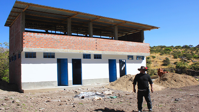 Nuevos servicios higiénicos en San Pedro de Laraos