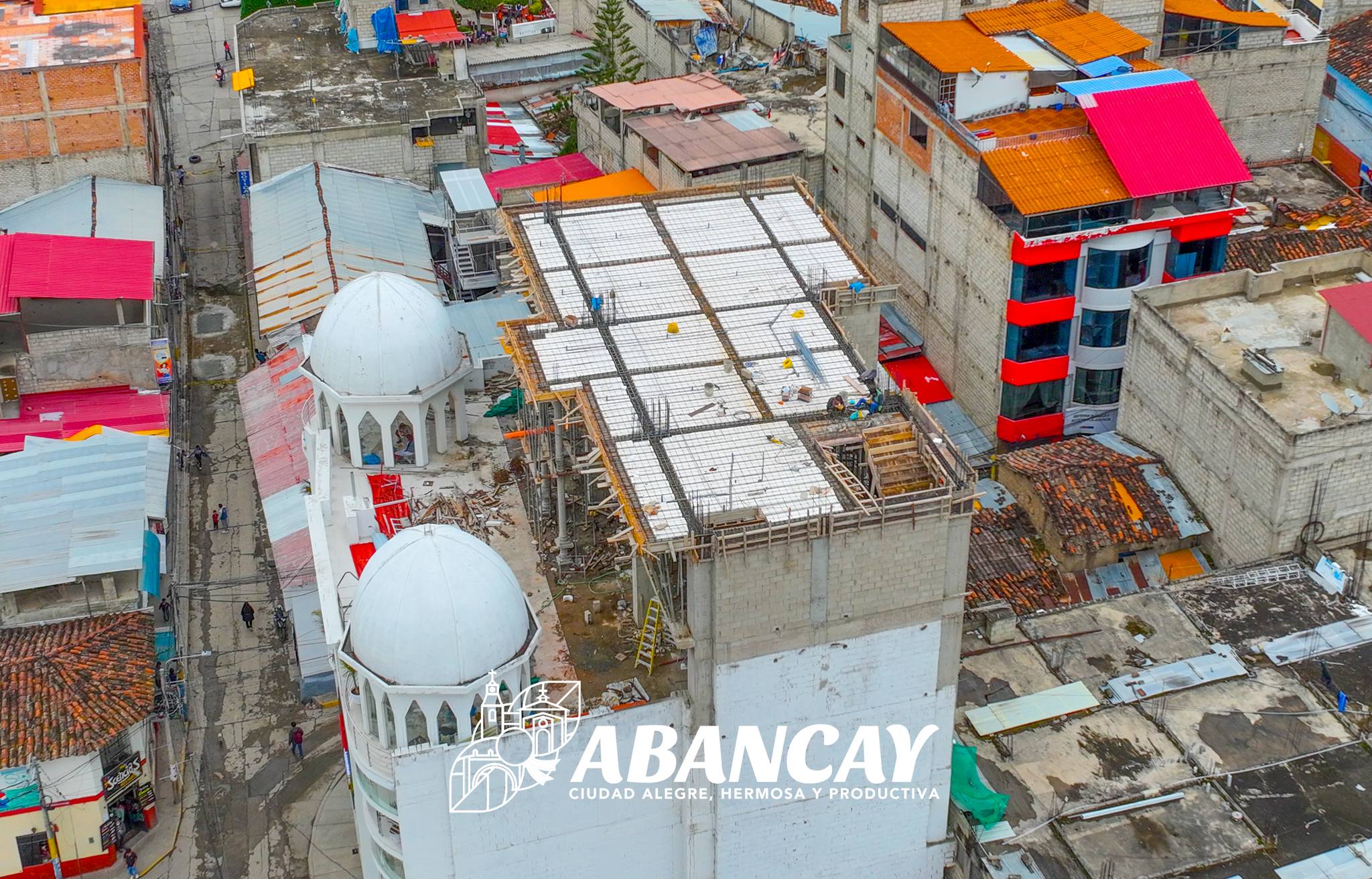 Municipalidad Provincial De Abancay (MPA) Paraliza Obra Sin Licencia De Construcción Cerca De La Plaza De Armas.