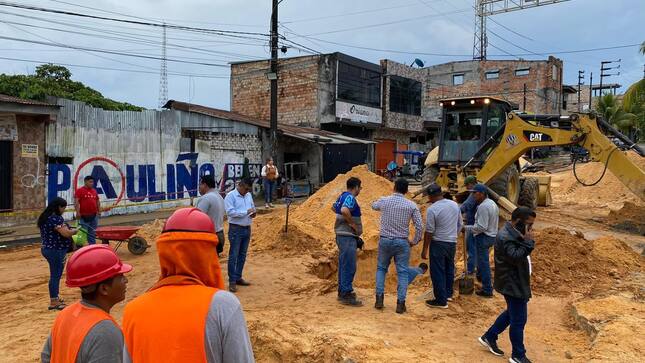 Los últimos trabajos que se vienen realizando para la refacción de la Avenida Participación cuadra 10