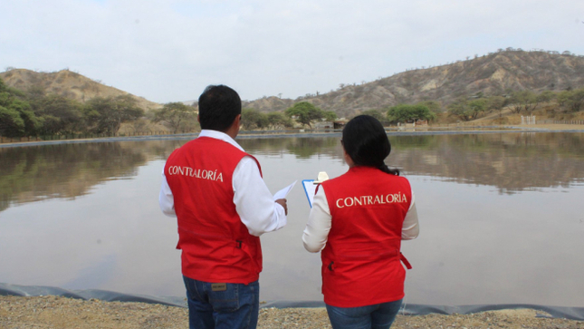 Tumbes. – La Contraloría General reveló que en la obra de reparación de laguna de tratamiento de aguas residuales, en la laguna la Tucilla, Zorritos, se tramitaron pagos con firmas de personal clave que no participó en su ejecución.