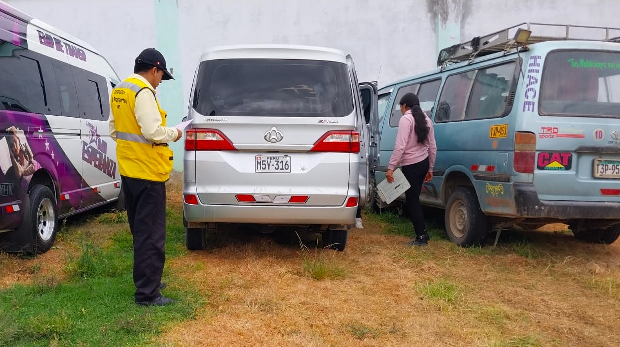 ¡Operativo nacional amanecer seguro en Pomabamba!