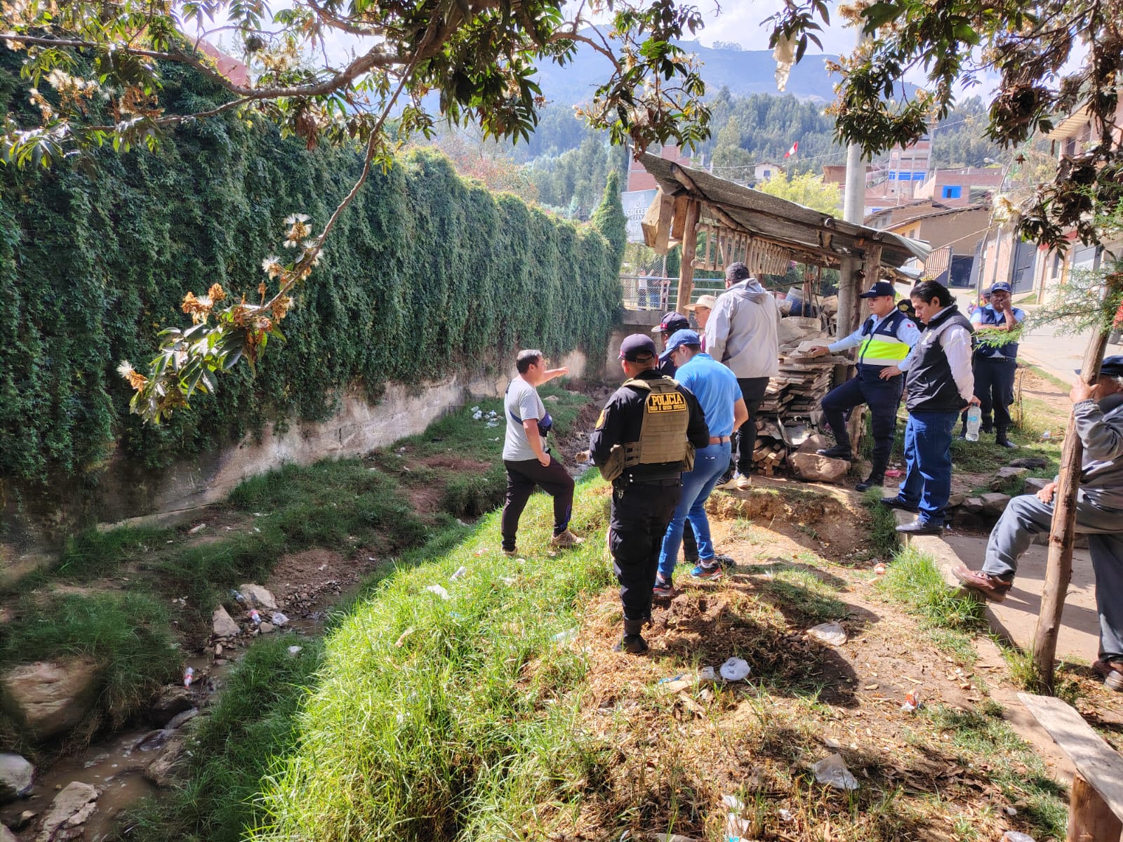 ¡Trabajando por nuestra comunidad!