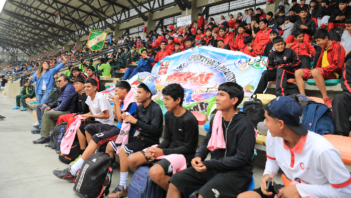 • Delegaciones de los centros educativos de Lima Este participaron del evento deportivo.
