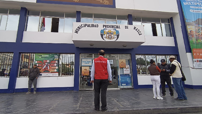 Ica. – La Contraloría General detectó un perjuicio económico que asciende a S/ 242 582 en la Municipalidad Provincial de Nasca, como consecuencia de multas aplicadas por la Superintendencia Nacional de Fiscalización Laboral (Sunafil), cuyo cobro se hizo efectivo en el 2023 por incumplir con el incremento del monto mínimo salarial de 18 trabajadores, la asignación familiar de 72 servidores, por no conformar el comité de seguridad y salud en el trabajo, así como tampoco atender los requerimientos de la labor inspectiva. 