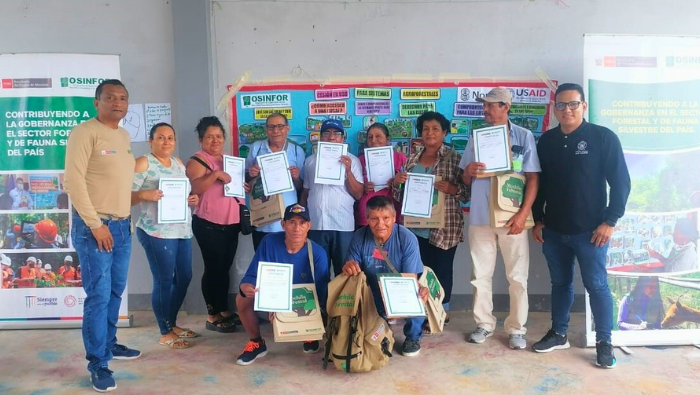 Taller de Mochila Forestal CUSAF en Tarapoto