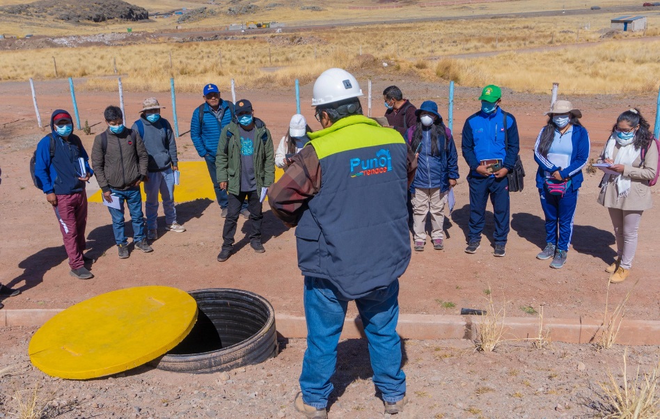 ¡Por un Puno con responsabilidad ambiental! Estudiantes de maestría visitan el ex botadero del sector Cancharani