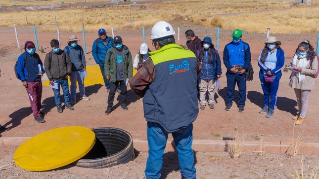 ¡Por un Puno con responsabilidad ambiental! Estudiantes de maestría visitan el ex botadero del sector Cancharani