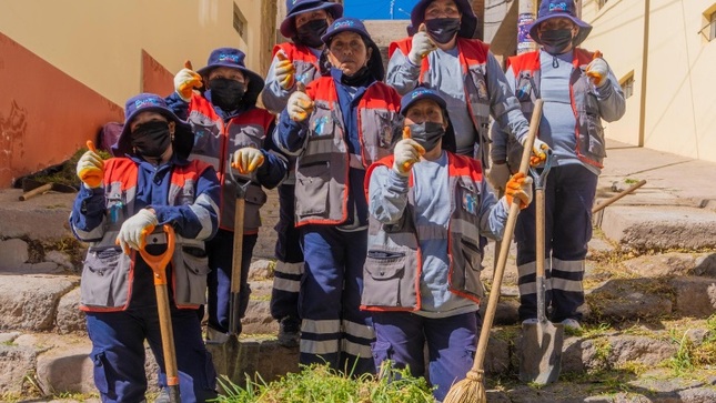 ¡Año nuevo andino sostenible! Personal de la Municipalidad de Puno realizó jornada de limpieza