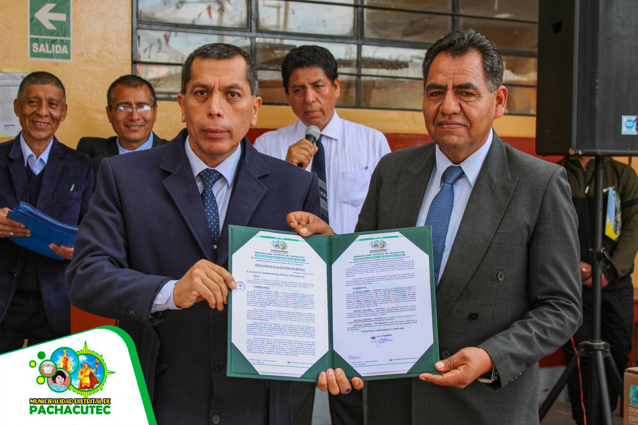 resolucion de felicitación