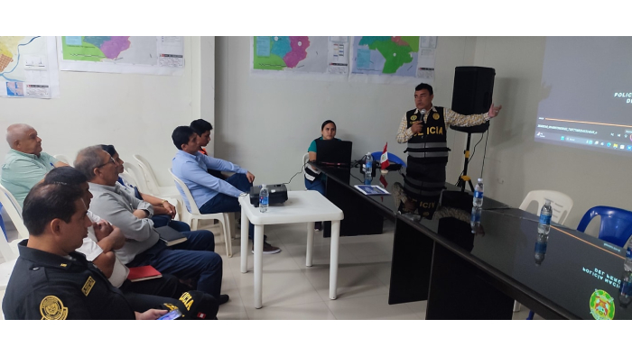 MDT BRINDA ESTRATEGIAS PARA EVITAR EXTORSIONES Y ESTAFAS EN TAMBOGRANDE