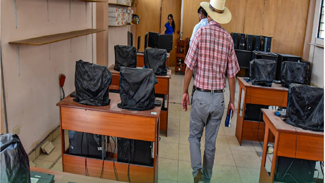 institución educativa López de Romaña