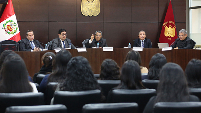 Estudiantes de derecho de la Universidad Nacional de Barranca recibieron una charla sobre funciones y competencias del Tribunal Constitucional