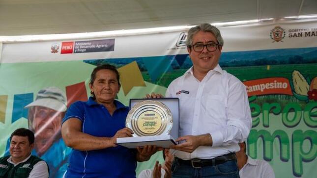 Gobierno entrega nueva variedad de arroz que elevará en un 13% la producción por hectárea en la región San Martín
