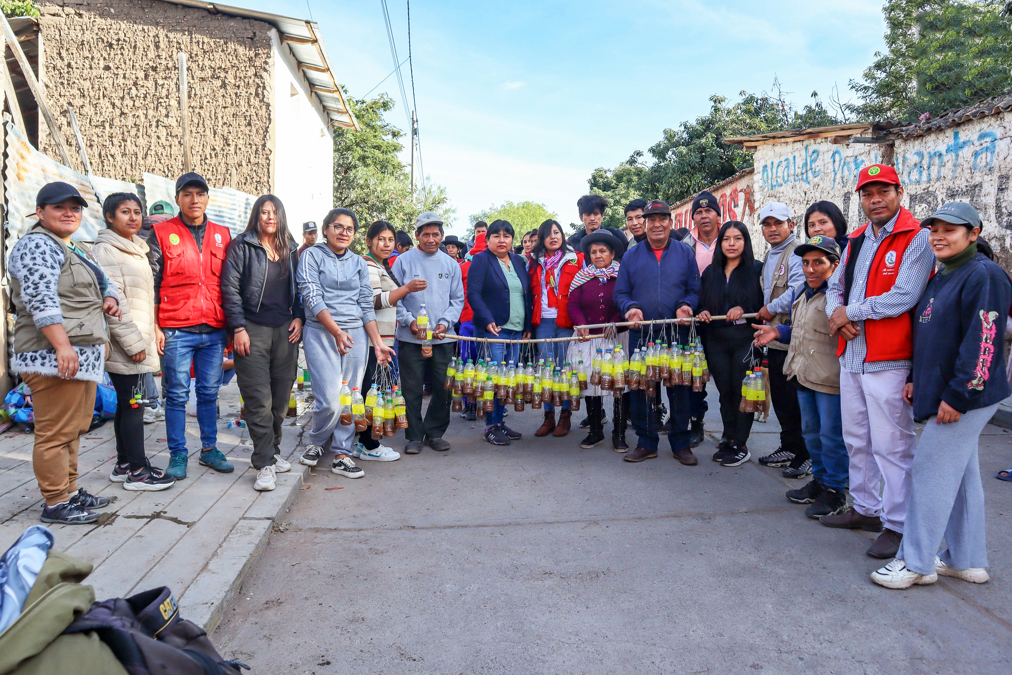 Inició campaña etológica con instalación de 5 mil trampas caseras