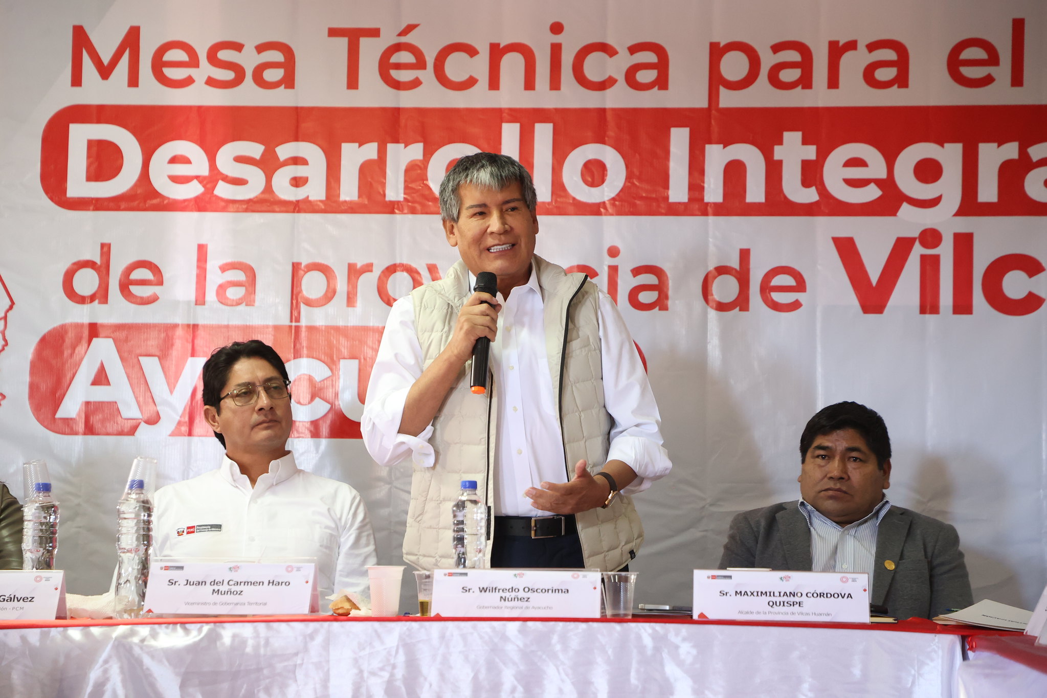 Gobernador regional anuncia proyectos de impacto para Vilcas Huamán