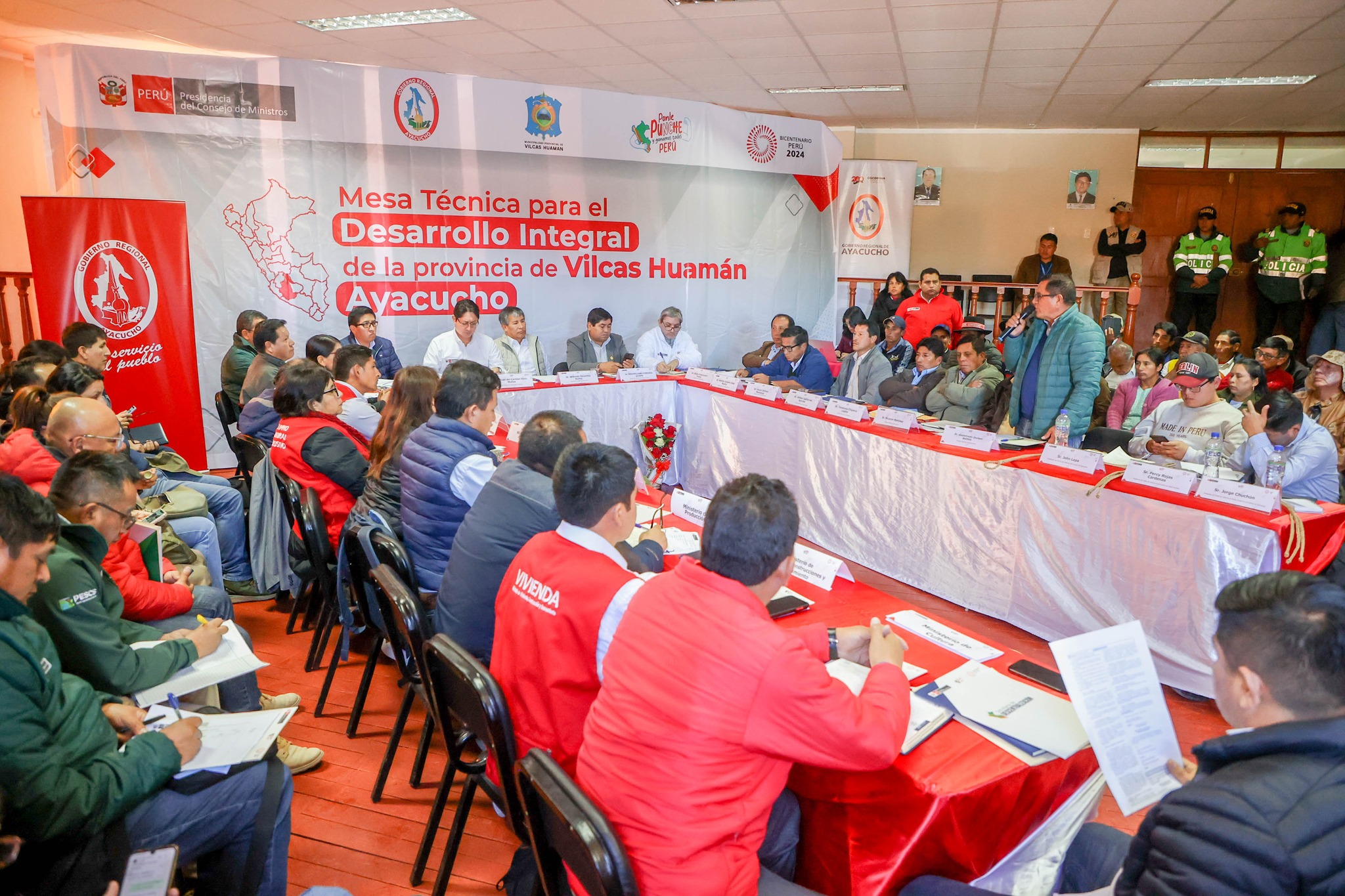 Gobernador regional anuncia proyectos de impacto para Vilcas Huamán