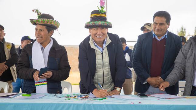 Gobernador Regional y comunidad campesina de Quispillaccta arriban a importantes acuerdos