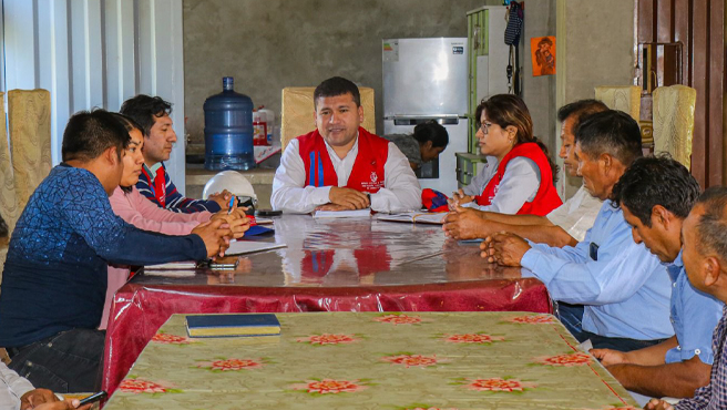 La Gerencia Ejecutiva de Vivienda, Construcción y Saneamiento visita para supervisar los sistemas de servicios básicos en la zona rural.