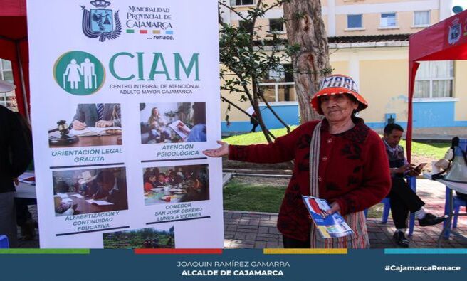 📌La Municipalidad Provincial de Cajamarca, a través de la Unidad Local de Empadronamiento (ULE), llevó a cabo una exitosa Feria Informativa y Expositiva sobre diferente programas sociales que brinda el estado peruano. 
🤝En esta feria estuvieron presentes importantes programas sociales como Pensión 65, Juntos, PRONABEC, SIS, Techo Propio, así como los programas Renace Mujer y Familia, el Centro Integral de Atención al Adulto Mayor (CIAM), PVL, Comedores Populares y la OMAPED. 
👥 Con esta actividad, buscamos que la población más vulnerable pueda postular, de acuerdo a su clasificación socioeconómica, a los programas sociales del estado.
🚶‍♀️🚶‍♂️ Además, la ULE sigue recorriendo los 24 sectores de nuestra ciudad para identificar a las personas en situación de pobreza y pobreza extrema, brindando así la oportunidad de acceso a estos beneficios.