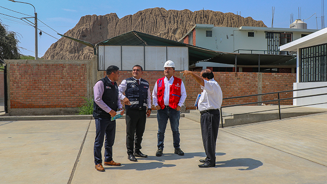 La GEVCS visitó Túcume para supervisar el nuevo hospital en construcción.