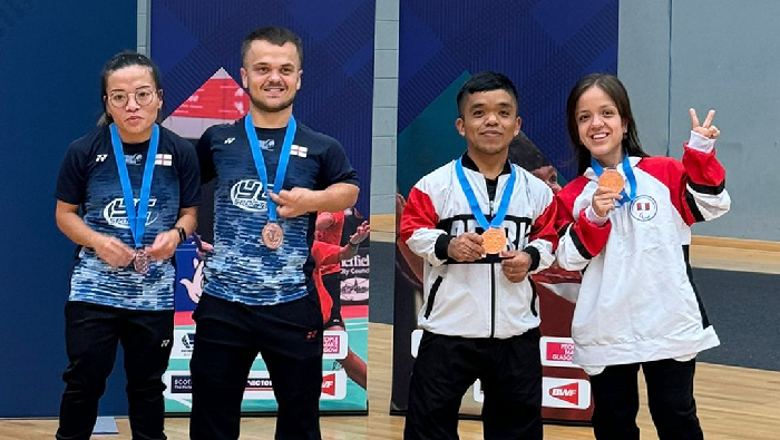 parabádminton