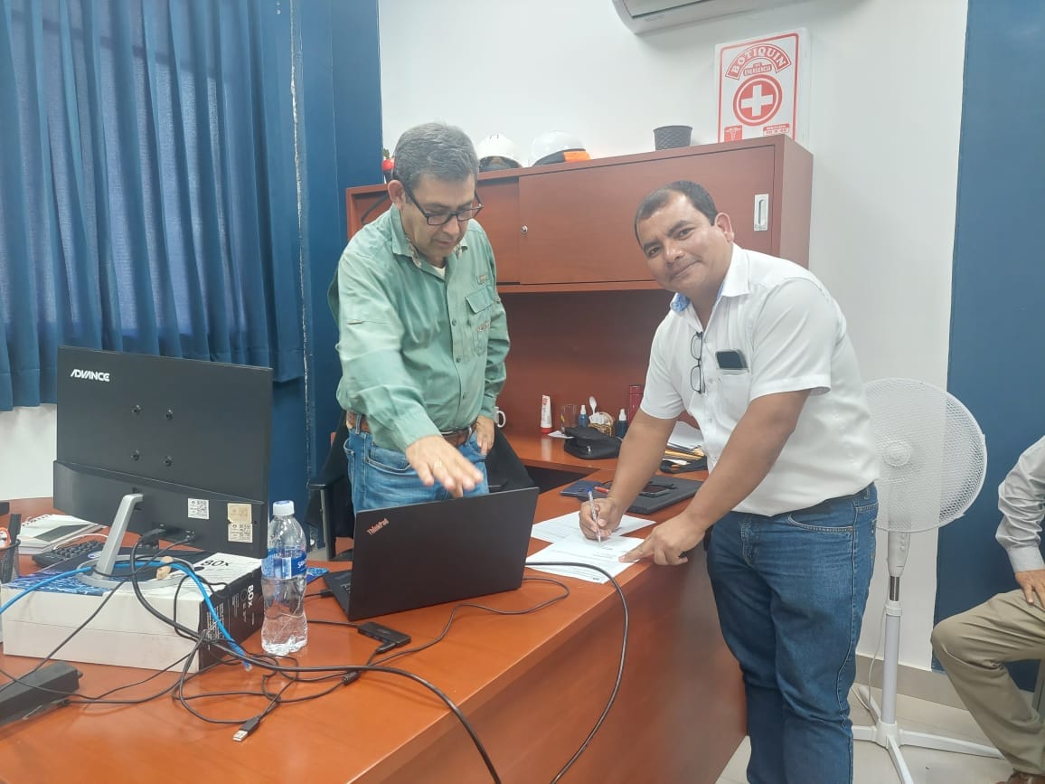 Alcalde y EPS Grau buscan solución a problemas de lagunas de oxidación de Mallaritos