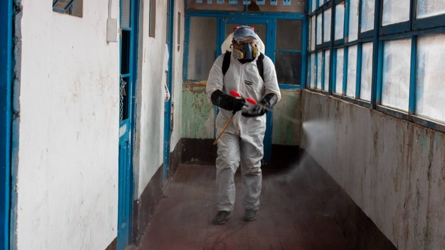 Acciones de fumigación en beneficencia mejoran el entorno sanitario