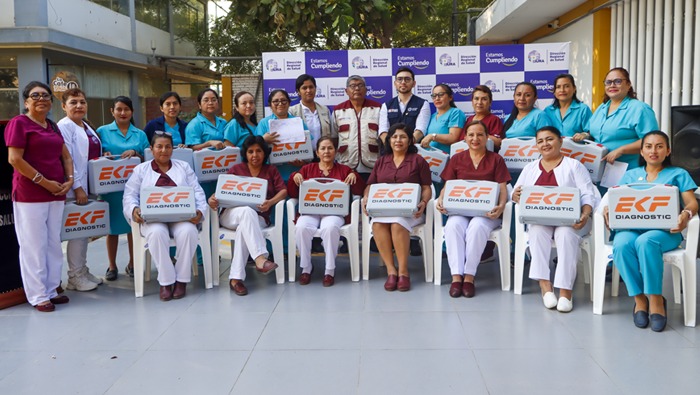 Más de 12 mil pacientes se beneficiarán con implementación de hemoglobinómetros en centros de salud del GORE
