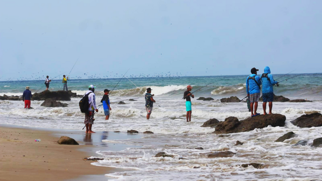 Foto Este 28 de junio será el 2do. Torneo internacional de Pesca de Orilla en Canoas de Punta Sal  