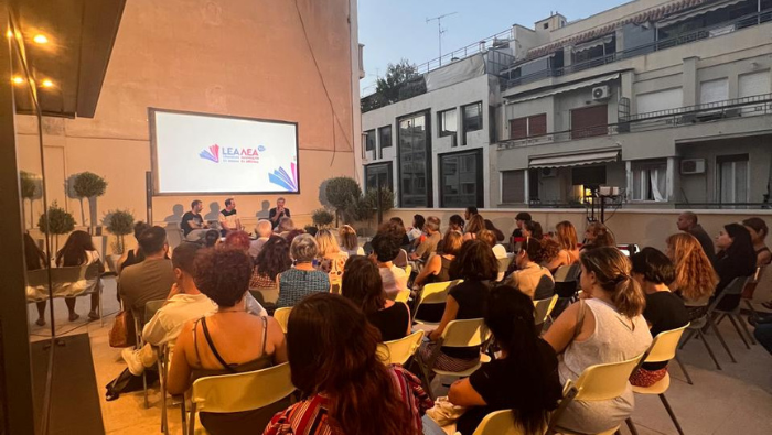 El Perú destaca con participación del escritor Santiago Roncagliolo en el Festival de Literatura de Atenas