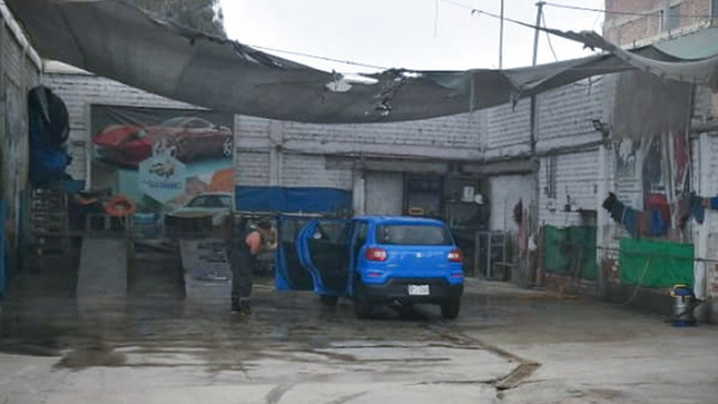 Fiscalía de Prevención del Delito detecta ilegal local de lavado de autos en Lurín