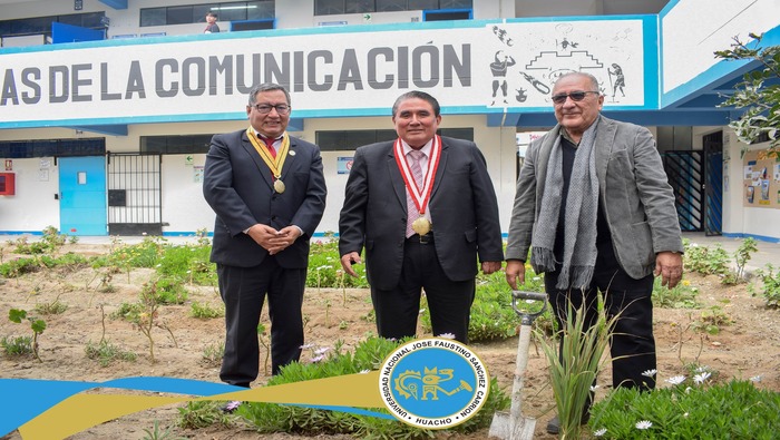 Con el objetivo de impulsar la creación de un espacio para apreciar lo ecológico y fomentar el cuidado y protección del medioambiente en la comunidad universitaria