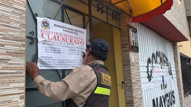 Municipalidad Distrital de Paucarpata acompañados de efectivos de Seguridad Ciudadana, clausuraron el Hostal denominado “Maygus”.