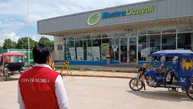 La Contraloría General identificó que funcionarios de la Empresa Concesionaria de Electricidad de Ucayali – Electro Ucayali aprobaron una prestación adicional en la obra “Creación de redes primarias y secundarias II etapa de los asentamientos humanos Brisas de Manantay, Lander Tamani, Mario Denis II, Jardines de Mario Denis II, 16 de noviembre, Nuevo Manantay y 27 de diciembre” sustentada en deficiencias que no existen en el expediente técnico, lo que ocasionó un perjuicio de S/ 224 622 en contra de la entidad.