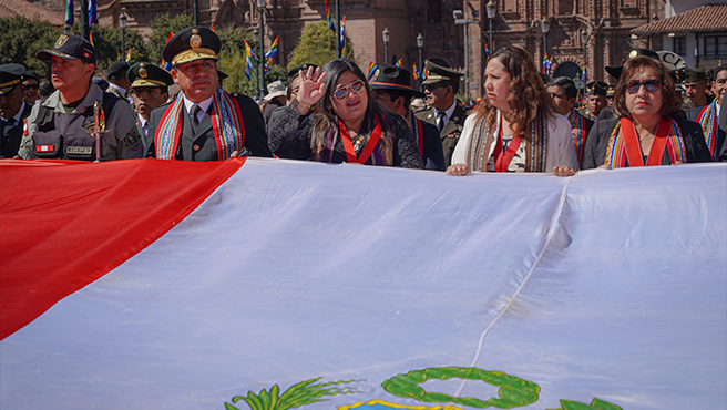 Presidenta de la Corte de Cusco participó de la Ceremonia de Renovación de Juramento a la Fidelidad a la Bandera