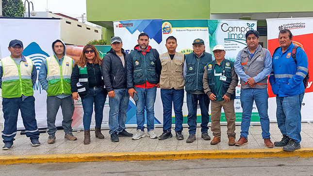 Primera jornada de recojo de envases vacíos de agroquímicos en el valle de Huarmey.