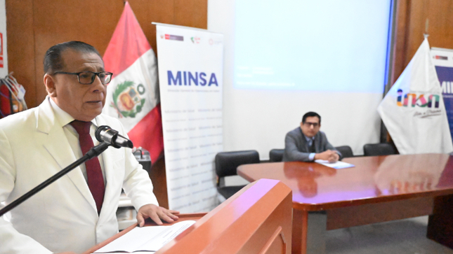 El director general del INSN, Dr. Carlos Urbano Durand, dio la bienvenida a los participantes.