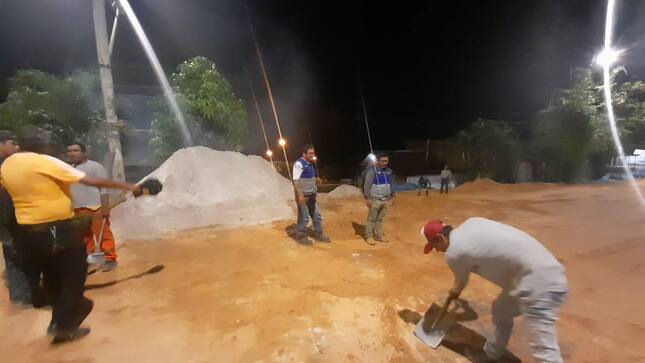 Continuando con los trabajos de reparación de la Avenida Participación cuadra 10